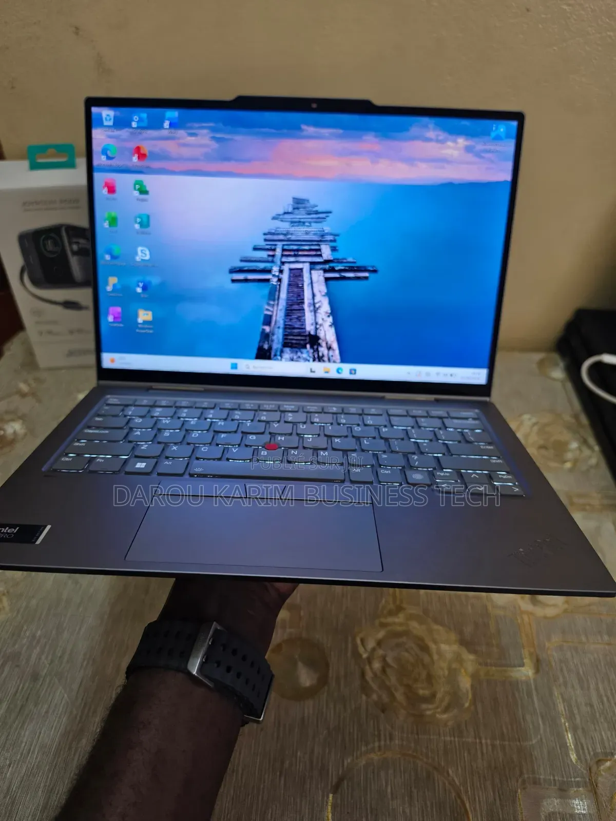 Nouveau Lenovo ThinkPad X1 32GB Intel Core Ultra 7 SSD 1T