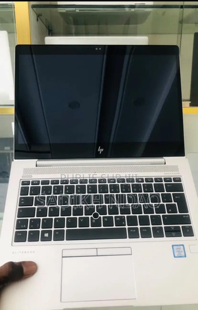 Ordinateur portable HP EliteBook 830 G5 8GB Intel Core i5 SSD 256GB