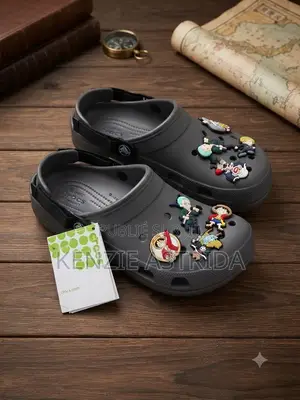 Crocs One Piece Luffy Zoro - Pointure 36-45 - Neuf
