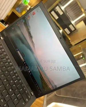 Nouveau Lenovo ThinkPad T14 16GB AMD Ryzen 7 SSD 512GB