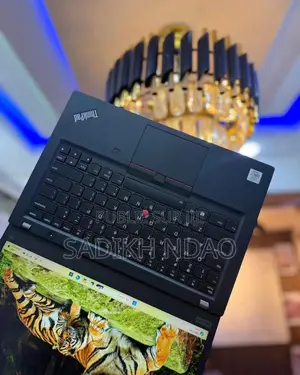 Ordinateur portable Lenovo ThinkPad T14 16GB Intel Core i7 SSD 512GB