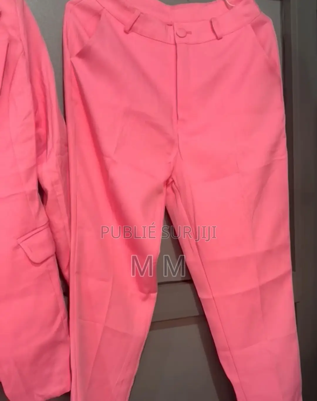 VETEMENTS Neufs Pour DAMES