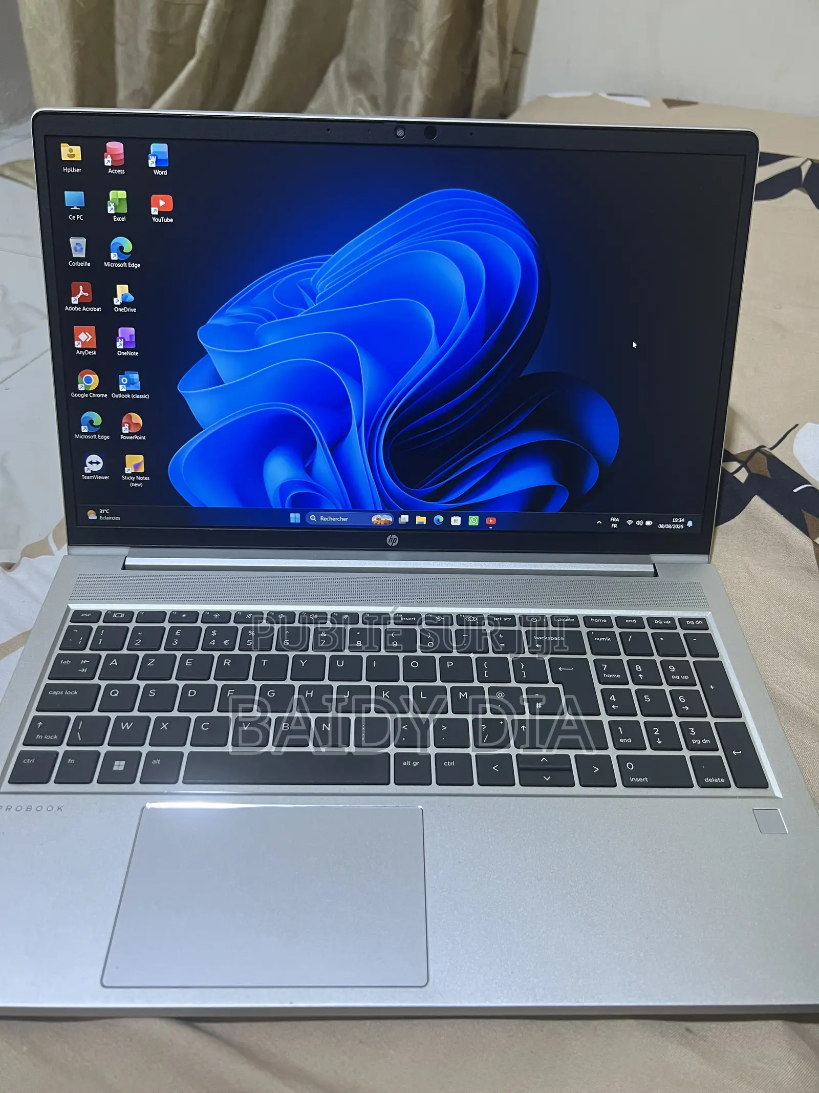 Ordinateur portable HP ProBook 455 8GB AMD Ryzen 5 SSD 256GB