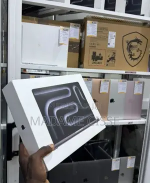Nouveau Apple MacBook Pro 2025 M5 16GB Apple M5 SSD 1T