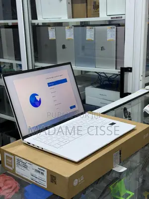 Nouveau Ordinateur portable LG Gram 14 8GB Intel Core Ultra 5 SSD 512GB