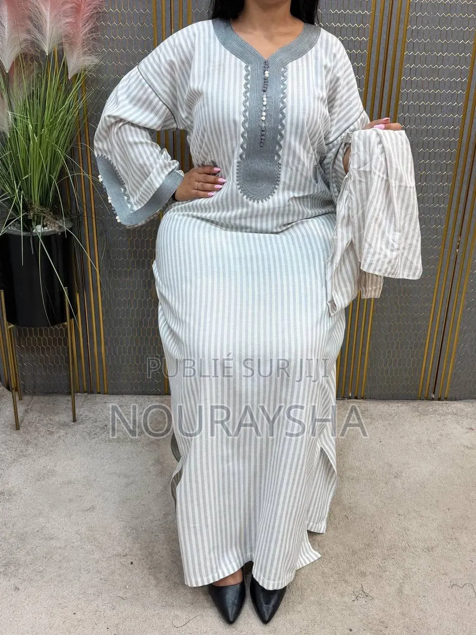 Abayas Marocain en Tissu Lain Coton Première Qualité
