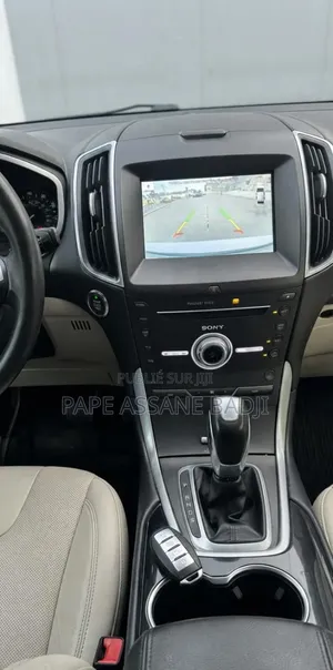 Location Ford Edge Titanium 2017
