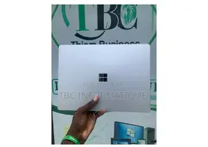 Nouveau Microsoft Surface Laptop 4 8GB AMD Ryzen 5 SSD 256GB